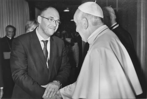 Stier pozvao na molitvu za papu Franju i pohvalio njegov pontifikat